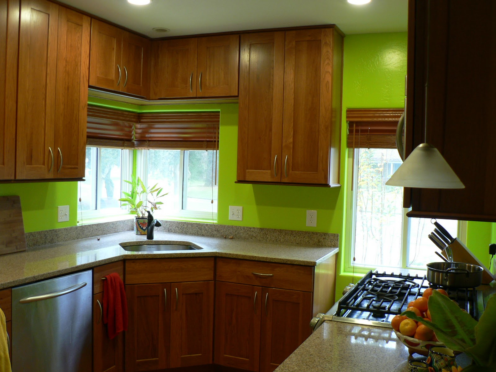 green kitchen color ideas l 61ec77e5ccab1c9b